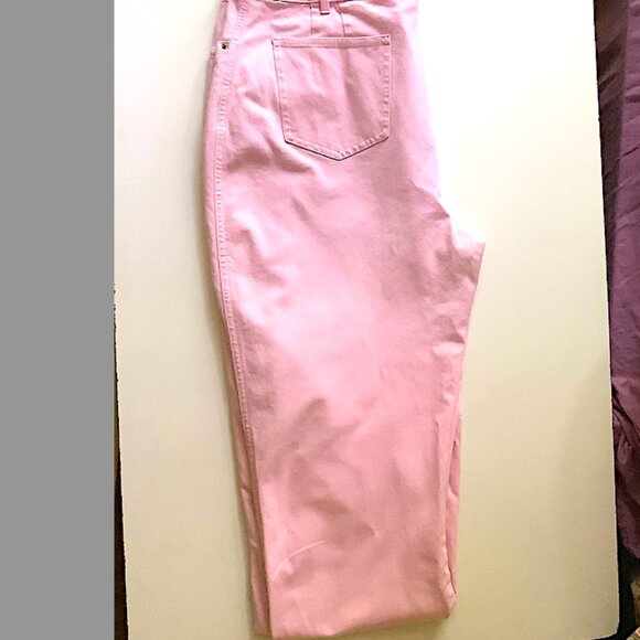 Real Clothes - 5 pocket pink lightweight cotton blend jeans, size 16 - Picture 2 of 10